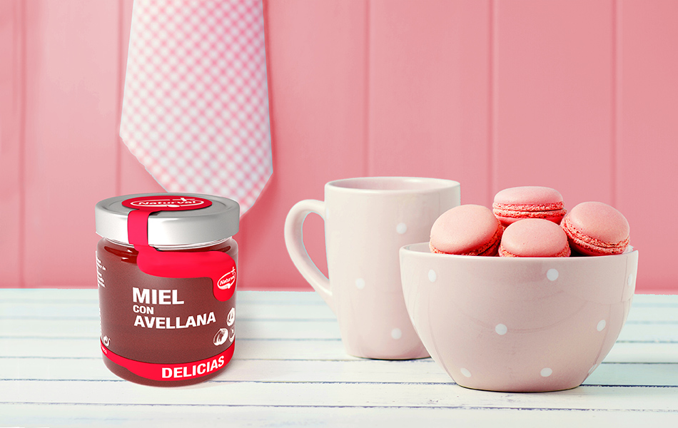 Diseño packaging miel con avellana Diseño packaging miel con avellana